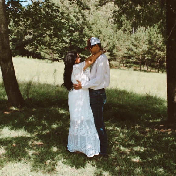 Meet your Posher, Nikole - Picture 7 of 7